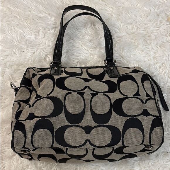 Coach Khaki Signature Striped Satchel Bag in New condition (missing long strap) - Picture 2 of 13